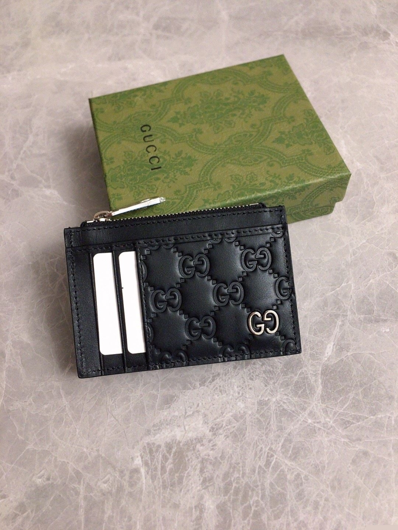 G*u*i wallets & purse